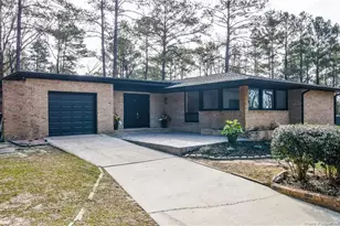 1277 Laurel Cir, Vass, NC 28394 - Photo 2