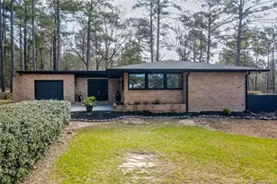 1277 Laurel Cir, Vass, NC 28394 - Photo 1