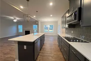 612 Cresswell Moor Wy, Fayetteville, NC 28311 - Photo 10