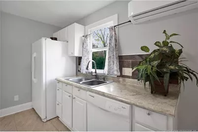 326 Hawley Lane, Fayetteville, NC 28301 - Photo 10