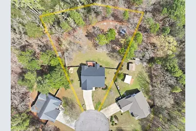 148 Haywood Drive, Raeford, NC 28376 - Photo 8