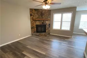 6740-6 Willowbrook Dr, Fayetteville, NC 28314 - Photo 2