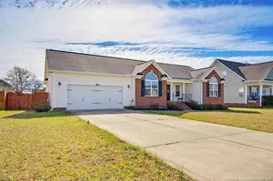 83 Lockwood Dr, Cameron, NC 28326 - Photo 4