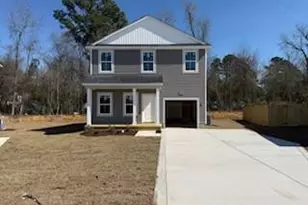 134 Stout Lndg, Dunn, NC 28334 - Photo 1