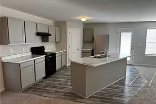 4623 Revelstroke Rd, Hope Mills, NC 28348 - Photo 6