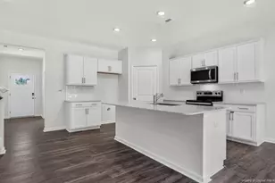 143 Charlies Bnd Wy, Spring Lake, NC 28390 - Photo 4