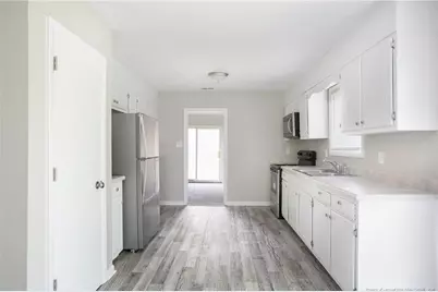 1879 Frankie Avenue, Fayetteville, NC 28304 - Photo 6