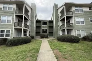 979 Stewarts Creek Dr, Fayetteville, NC 28315 - Photo 1