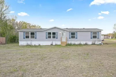 2965 Nc 20 Highway, Saint Pauls, NC 28384 - Photo 1