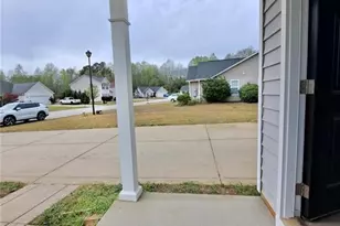 146 Edisto Ct, Raeford, NC 28376 - Photo 2