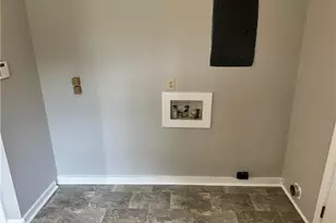 5622 Carson Dr, Fayetteville, NC 28303 - Photo 12