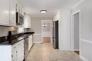 319 Summertime Rd, Fayetteville, NC 28303 - Photo 8