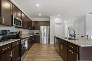 127 Knotts Berry Rd, Bunnlevel, NC 28323 - Photo 8