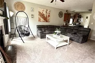 1229 Brickyard Dr, Fayetteville, NC 28306 - Photo 4