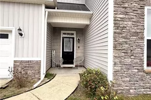 1229 Brickyard Dr, Fayetteville, NC 28306 - Photo 2