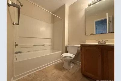 403 W Eighth Avenue, Raeford, NC 28376 - Photo 18