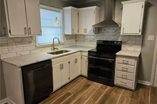 4705 Beaufort Dr, Fayetteville, NC 28304 - Photo 6