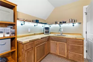 417 Foxwood Dr, Hope Mills, NC 28348 - Photo 48