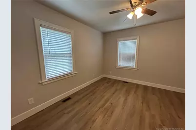 211 N Roberts Street, Raeford, NC 28376 - Photo 12