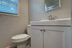 211 N Roberts St, Raeford, NC 28376 - Photo 10
