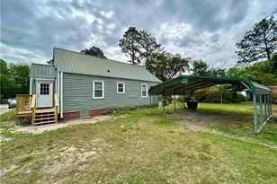 211 N Roberts St, Raeford, NC 28376 - Photo 20