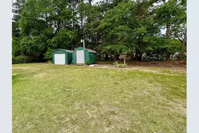 211 N Roberts Street, Raeford, NC 28376 - Photo 22