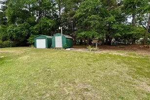 211 N Roberts St, Raeford, NC 28376 - Photo 22