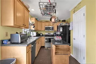 429 Bristlecone Rd, Fayetteville, NC 28311 - Photo 14