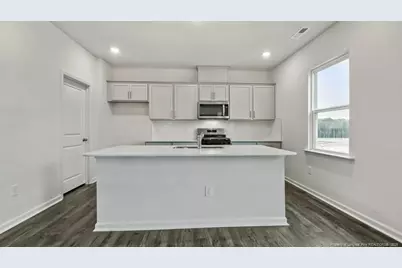 81 Discovery Way, Spring Lake, NC 28390 - Photo 6