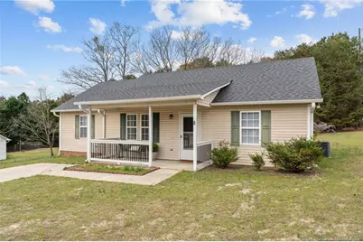 8 Orchard Crest Circle, Sanford, NC 27332 - Photo 2