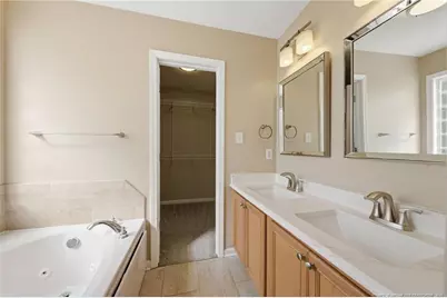 3327 Broomsgrove Drive, Fayetteville, NC 28306 - Photo 18