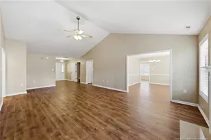 3327 Broomsgrove Dr, Fayetteville, NC 28306 - Photo 8