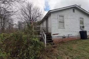 1790 Bethel Dr, High Point, NC 27260 - Photo 14