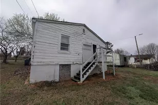 1790 Bethel Dr, High Point, NC 27260 - Photo 4