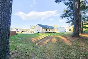 1630 Pristine Ln, Hope Mills, NC 28348 - Photo 36