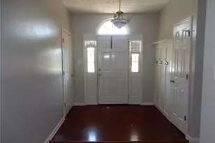 571 Americana Dr, Raeford, NC 28376 - Photo 2