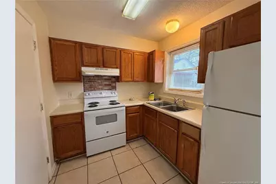 713 North Street #D, Fayetteville, NC 28301 - Photo 4