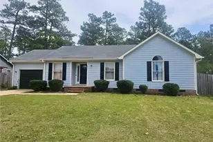 641 Daharan Dr, Fayetteville, NC 28314 - Photo 2