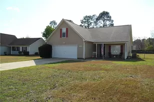502 Cypress Dr, Raeford, NC 28376 - Photo 2