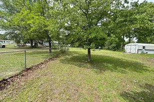 5722 Camden Rd, Fayetteville, NC 28306 - Photo 2