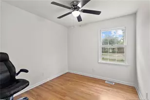 6042 McDougal Dr, Fayetteville, NC 28304 - Photo 12