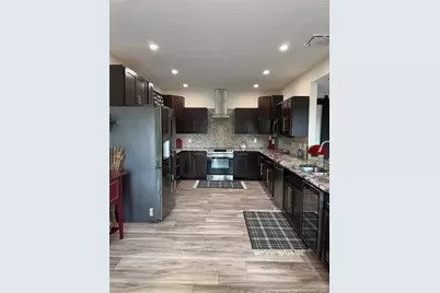 5721 Waters Edge Drive, Fayetteville, NC 28314 - Photo 14