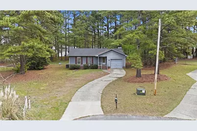 207 Cobblestone Court, Raeford, NC 28376 - Photo 4