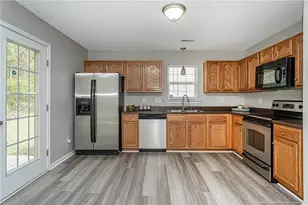 1229 Locks Creek Rd, Fayetteville, NC 28312 - Photo 8