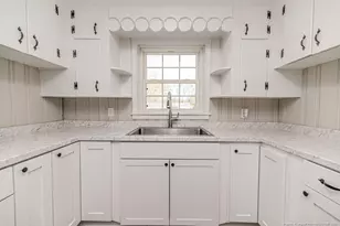 1004 Sommers St, Sanford, NC 27330 - Photo 12