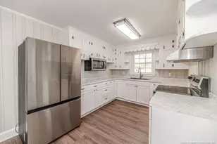 1004 Sommers St, Sanford, NC 27330 - Photo 10