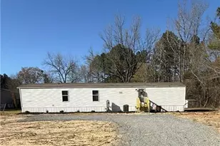 249 Hazel Ln, Cameron, NC 28326 - Photo 1