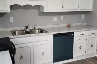 1437 Artesian Ct, Fayetteville, NC 28304 - Photo 4