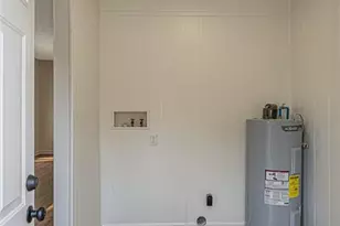 1941 Shiloh Dr, Fayetteville, NC 28304 - Photo 18