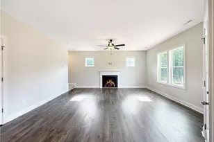 5415 Tall Timbers Dr Lot 97, Fayetteville, NC 28311 - Photo 12